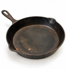 Vintage Cast Iron Skillet No. 9 B Heat Ring Large Antique Unmarked Frying Pan picture