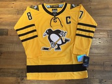 Sidney Crosby Pittsburgh Penguins NHL Fanatics Jersey Yellow Size M 50 Mens picture