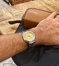 VINTAGE BULOVA Sea King with special golden dial   MEN WRISTWATCH N3 1973  picture