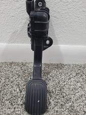 USED 2005-2015 Toyota Tacoma/03-09 4Runner/07-11 FJ Cruiser Accelerator Pedal picture