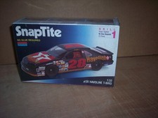 1992 Monogram Snaptite Havoline Thunderbird #28 Model Kit BRAND NEW picture
