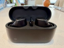 Jabra Evolve2 In-Ear Earbuds w/ Charging Case Black picture