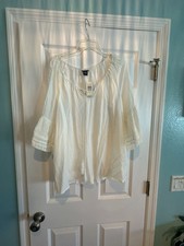 TorrID Women's White Lace Trim Blouse Size 0 picture