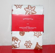 NEW Wondershop Easy Care Oblong Tablecloth Wipe Clean 60