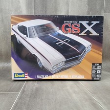Revell Buick GSX 2`n1 1970 1:24 Scale Car Model Kit - White (85-4522) picture