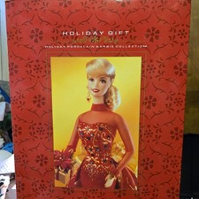 VINTAGE NEW in BOX   STUNNING  1998  HOLIDAY GIFT BARBIE  PORCELAIN MINT picture