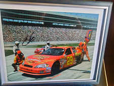 Kevin Harvick Signed Original NASCAR Photo - Richard Childress #29 Reese's picture