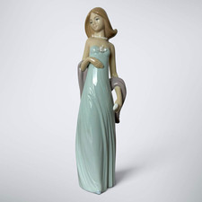 Lladro 5487 Ingenue Woman Figurine Lady in Green Evening Gown Spain Porcelain picture