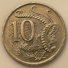 1983 Australia 50 Cents Elizabeth II 12-Sided Coat of Arms KM#68 Vintage Coin picture