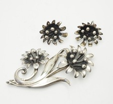 Antique 1930s Art Deco sterling silver flower brooch pin screw back earrings set picture
