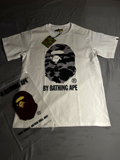 A Bathing Ape BAPE Ape Head Camo Logo Graphic White Crew Neck Tee Men’s M picture