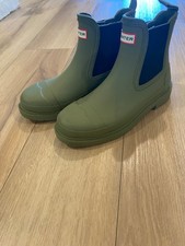 Hunter Women’s Chelsea Rain Boots in Dark Olive Size US 6 NWOT picture