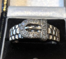 9 ct White Gold Buckle Ring picture