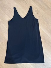 Athleta Transcend Dress Sleeveless V Neck Lightweight Stretch Travel picture