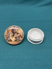 19th Century The Best Card Prattware Colored Pot Lid & Base (2M) picture