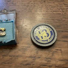 Vintage Mack Truck   Service Pin 1/10 Gold Emblem & CHARTER MEMBER Token picture