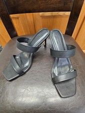 Cushionaire Sandals Womens Size 9.5 W Memory Foam Black Slip-On picture