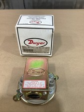 DWYER 1910-0 PRESSURE SWITCH picture