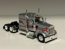 NEW DCP 1/64 SILVER KENWORTH W900L 72