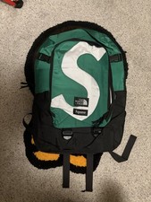 Supreme x The North Face Mountain Backpack Green Black White 21-35L NWT picture