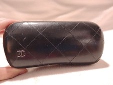 AUTHENTIC VINTAGE CHANEL BLACK QUILTED LEATHER HARD CLAMSHELL SUNGLASSES CASE CC picture