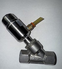 Gemu 550 15D3D37 510G1 Pneumatic Angle Seat Globe Valve, 2-Way Used Working picture