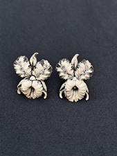 VTG 1950s Featherweights Orchid Sparkly Rhinestone Clip On Earrings Black Ivory picture