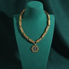 Vintage Ancient Coin Pendant Necklace Queen Head Gold Luxury Brand Jewellery picture
