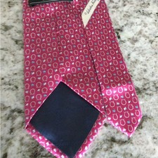 Silk Pink Patterned Tie by Salvatore Ferragamo picture