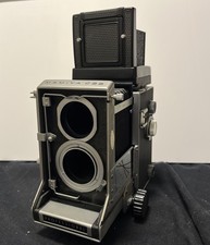 Vintage Mamiya C33 Professional 6x6 120 TLR Camera Body Only picture