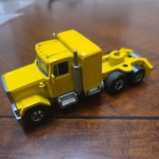 Vintage Hot Wheels GMC Semi Cab. Steering Rigs. 1980 YELLOW picture
