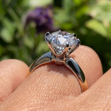 2.50Ct IGI Certified Lab Grown Diamond Engagement Ring Round Cut 14k White Gold picture