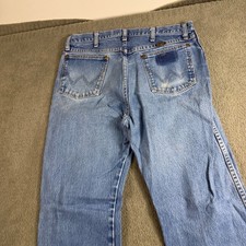Wrangler 13MWZPW Cowboy Cut Light Wash Denim Jeans 33x34 Mens Straight Leg picture
