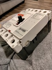 Eaton Industrial Circuit Breaker HFD 65K picture