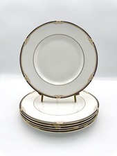 Wedgwood Cavendish - Dinner Plates 10 3/4”, Set of 6 picture