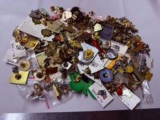 Collection Lot Amazing Variety Vintage + Modern Lapel Pin Tie Tack Jewelry - I11 picture
