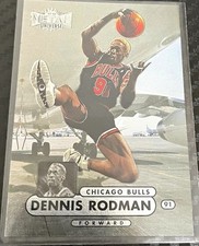 Dennis Rodman SkyBox Metal Universe 1997-98 Chicago Bulls NBA picture
