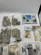 1/35 Accurate Armor #K133 17/19 RB Crawler Excavator (resin kit) W BRass decals picture