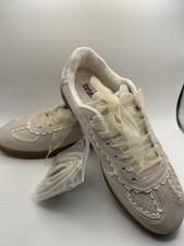 Cushionaire Women’s 6.5 Wide Sneakers Beverly Ivory Extra Laces New Inbox NIB picture