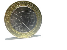 Rare £2 coin ww1 minting error  in great condition circulated  picture