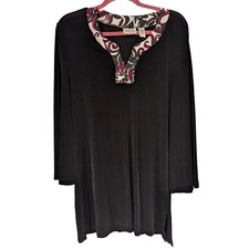 Chicos Travelers Tunic 2 Black Pink Swirl Trim Split Neck 3/4 Sleeve 2 picture