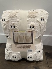 NWT SAME DAY SHIP VIRAL TIK TOK COSTCO FAUX FUR HALLOWEEN FALL THROW WHITE GHOST picture