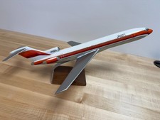 PacMin (Pacific Miniatures) PSA Airlines Boeing 727-214 N555PS - extremely rare picture