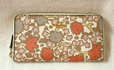 Coach ~ 8