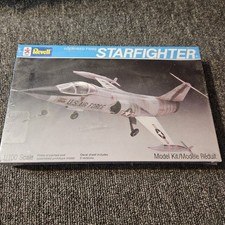 Vintage Revell Lockheed F104G Starfighter 1/100 Model Kit 1984 BRAND NEW SEALED picture