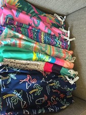 Chubbies Men's Swim Trunks lot of 7 Pairs Size Large 5.5 Inseam picture