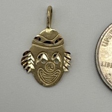 Vintage 14K Yellow Gold Diamond-Cut Clown Face Charm Pendant 1.2g Circus Estate picture