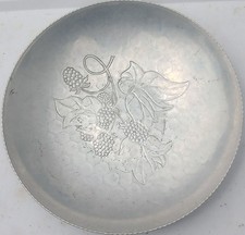 1950's-60's Kraftware Aluminum Bowl Grapes And Leaves 11 1/4