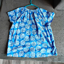 Croft & Barrow Women’s XL Blue/White Shell Flutter Sleeve Round Neck Blouse picture