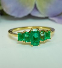 Vintage Step cut Emerald 5 stone 18K Gold Ring Band Estate picture